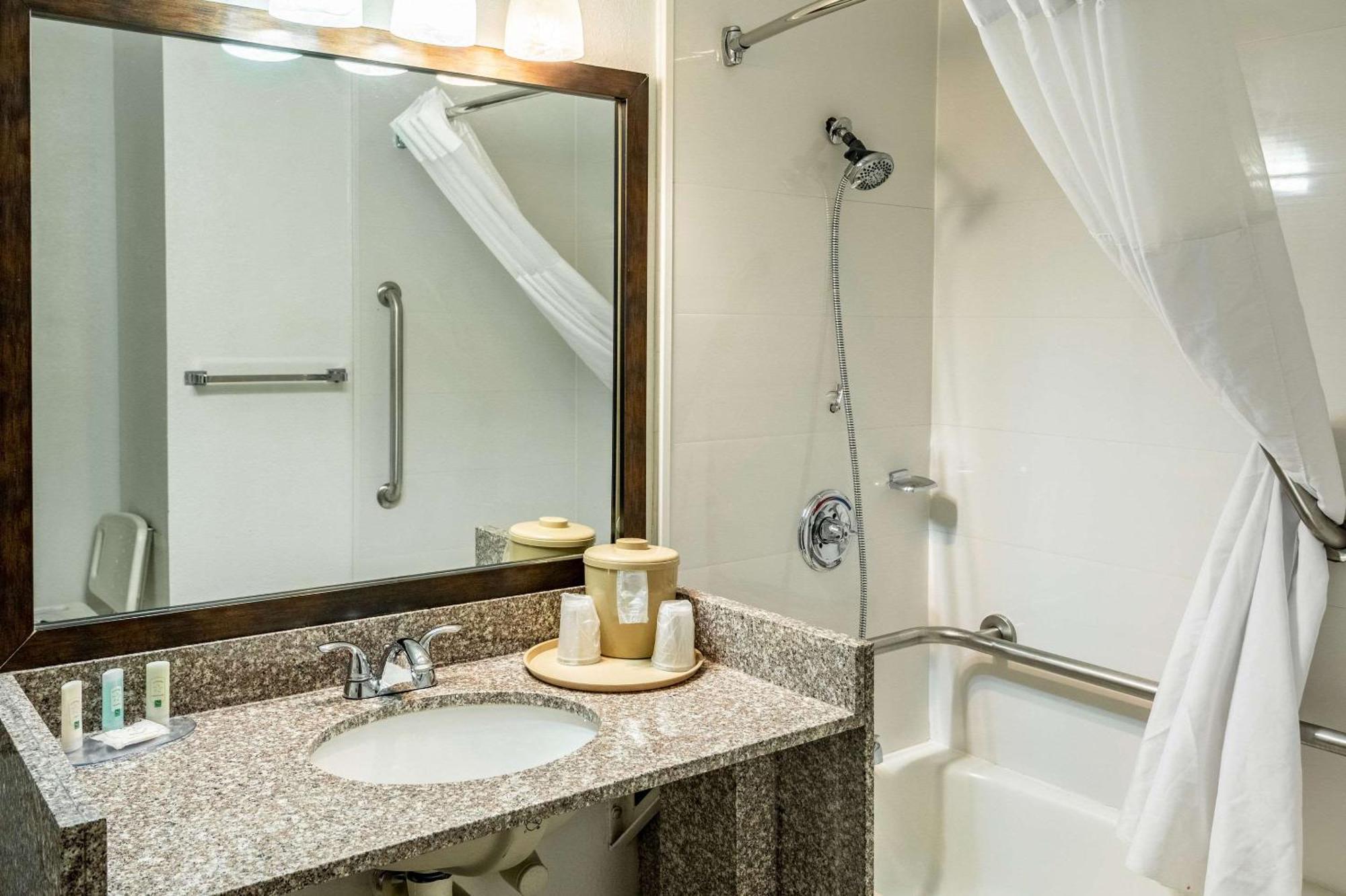 Quality Inn Trinidad Εξωτερικό φωτογραφία